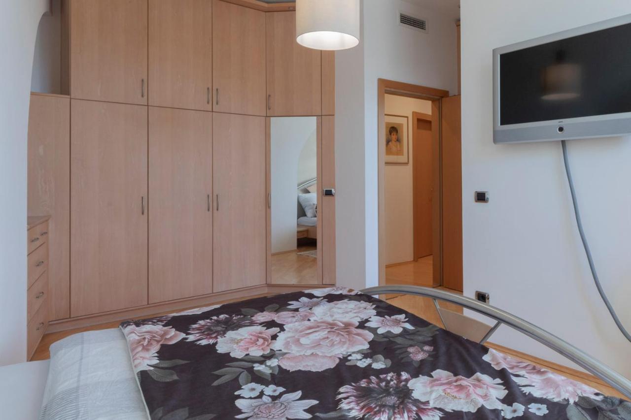 Apartment Perwanger Appiano Sulla Strada Del Vino Luaran gambar